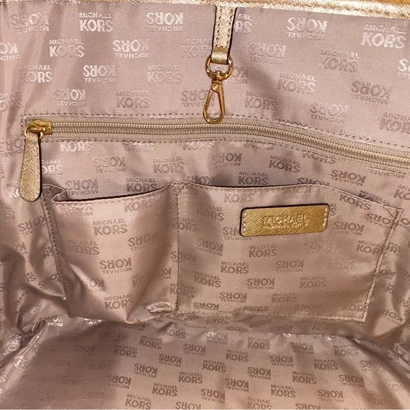 EUC Michael kors gold XL tote bag - Picture 8 of 17